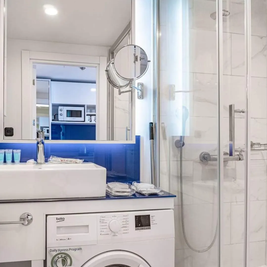 Natalia -Apartments In - Orbi City Batumi 5*,